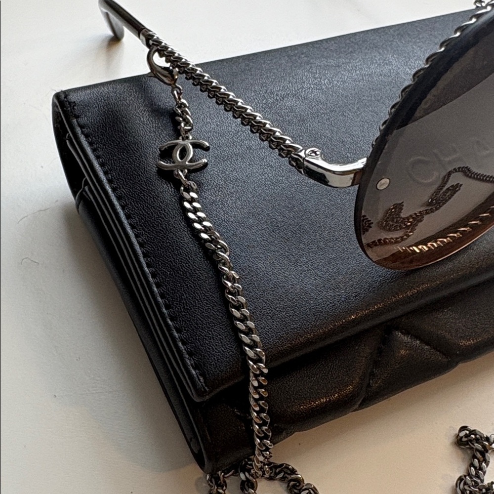CHANEL Sunglasses with Silver Chain - Picture 3 of 14